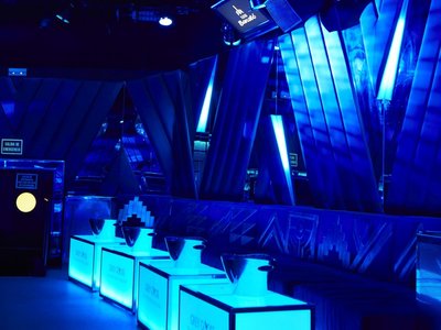 UPPER TEATRO BARCELO MESAS VIP